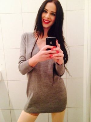 Карина - проститутка студентка от 1200 грн. в час
