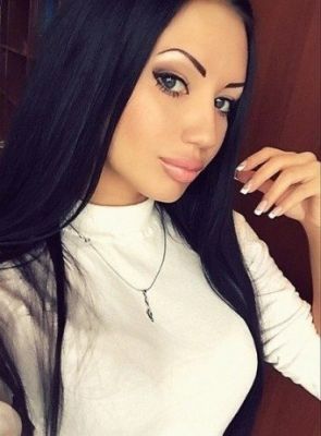 Сексуальная негритянка Оля, закажите онлайн