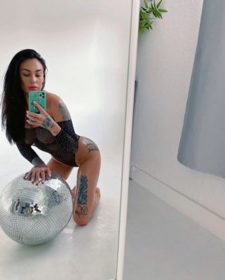 Проститутка рабыня Лала, 26 лет, закажите онлайн прямо сейчас