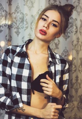 Шарон, +38 099 655-98-47 Шарон, рост: 169, вес: 65 — тайский массаж члена