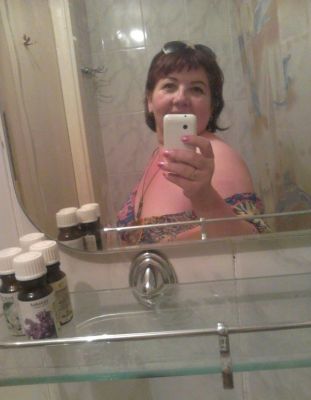 Катя — возбуждающий массаж в Киеве