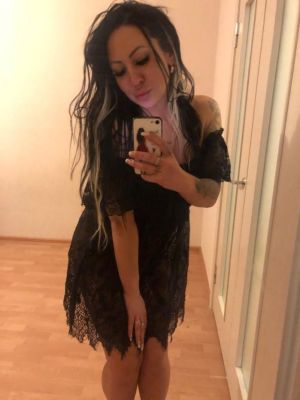 Лена - проститутка BDSM, тел. 380994130610