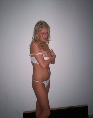 Наташа, 27 лет — нежный бдсм