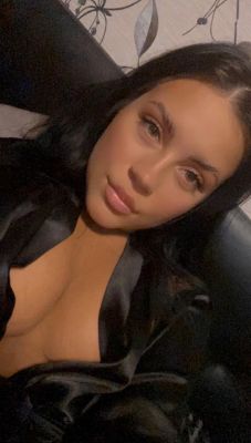 Ника — секс за деньги в Киеве от 2000 грн. в час