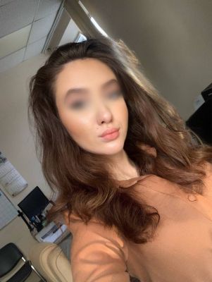 зрелая негритянка Алия, работает 24 7