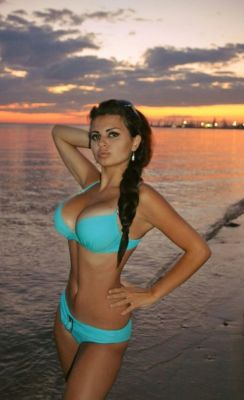 девушки Киев — инди Динара и Лариса