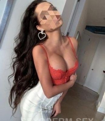 Арина гарантирует невероятный секс после массажа