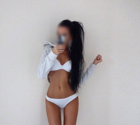 Суман — проститутка, 24 лет, работает 24 7