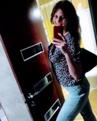 Настя — проститутка с большой грудью