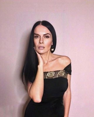 Руслана, 32 лет — госпожа со страпоном