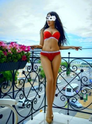 Вызвать проститутку на дом в Киеве (Рита, от 2500 грн. в час)