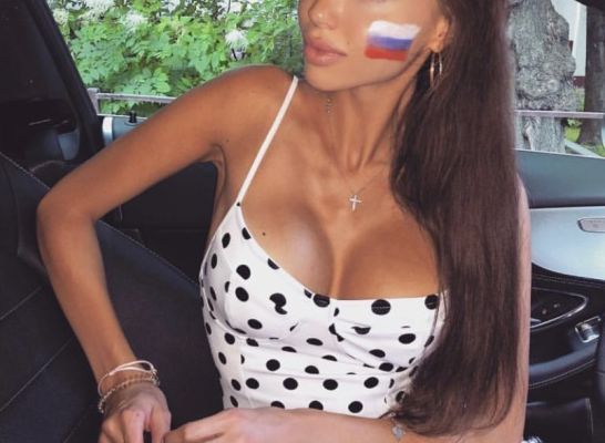 Полина, 30 лет — госпожа-страпонесса