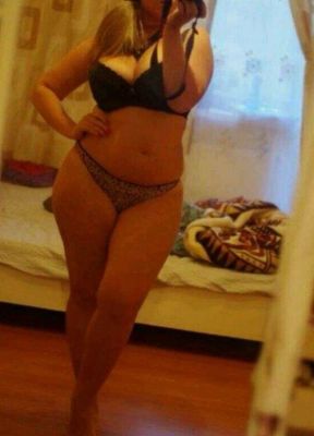 Лия — индивидуалка БДСМ, 27 лет