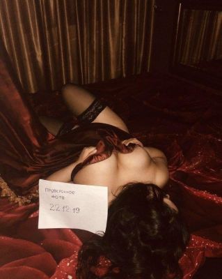 Вика, рост: 175, вес: 74 — проститутка с аналом