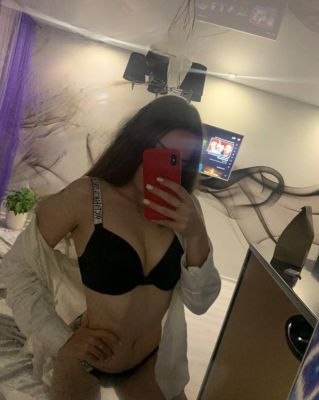 Натали - полная лесби проститутка в Киеве