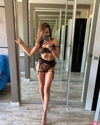 страпонесса Маша, рост: 154, вес: 45, закажите онлайн