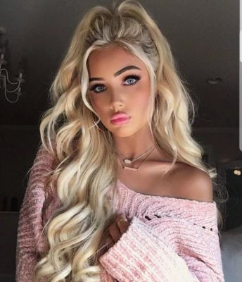 Киевская  тёлка с шикарным бюстом — Владлена