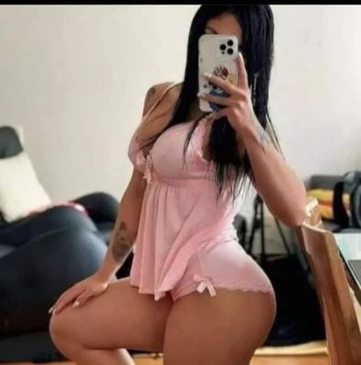 Ева – девушка для массажа, которая знает все эрогенные зоны, работает в Киеве (Дарницкий)