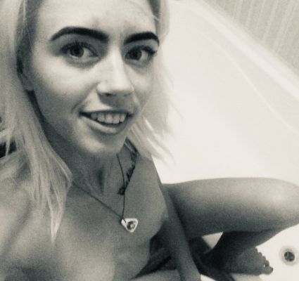 Катя гарантирует невероятный секс после массажа