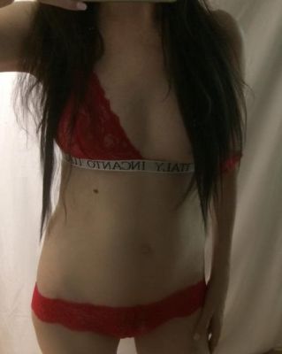 Катя, тел. 380978236399 — эротический массаж члена