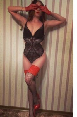 Валерия — страпон, урологический массаж