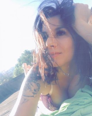 Толстая зрелая инди Ксения, принимает круглосуточно