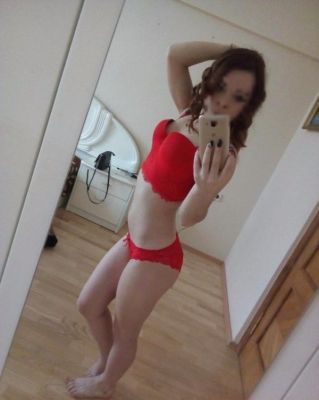 Юлия — проститутка с большими формами, 25 лет