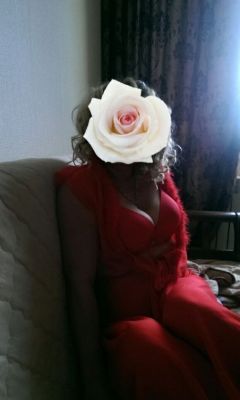 Эскортница Ева (вес: 51 кг) с большой грудью