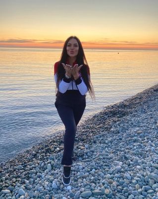 Жанна, 32 лет — госпожа со страпоном