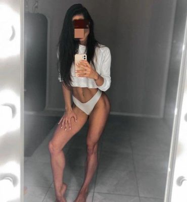 Заказать девушку от 3000 грн. в час (Вероника, 32 лет)