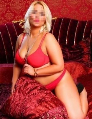 зрелая негритянка Кристина, работает 24 7